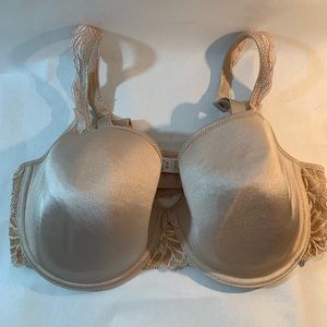 Chantelle Bra - NWOT